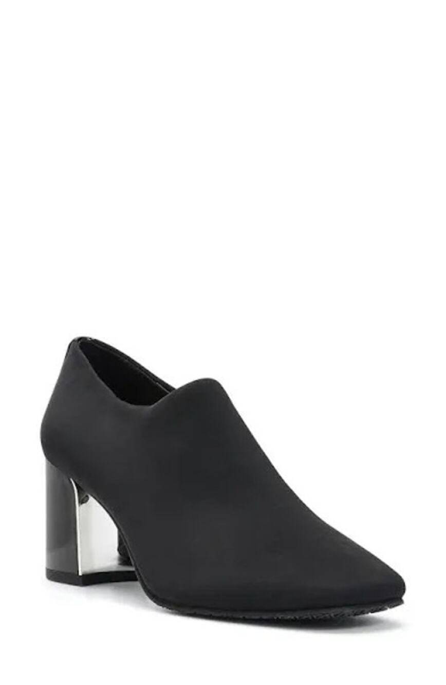 Donald J Pliner The CHELSIE chunky heeled pump in Crepe Elastic